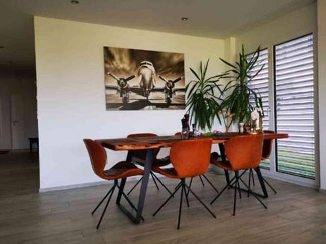 4.5 Zimmer, 115 m², EG