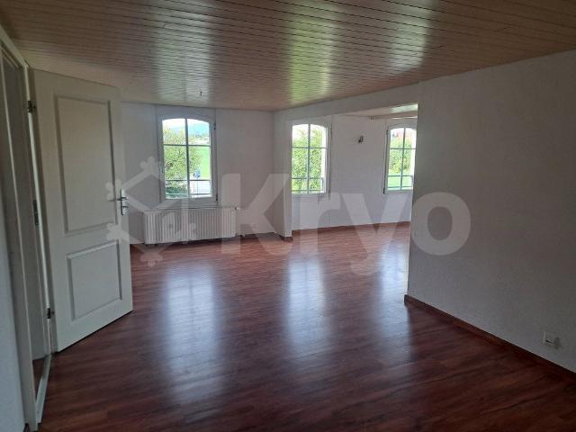 4.5 Zimmer, 115 m², 1. Stock
