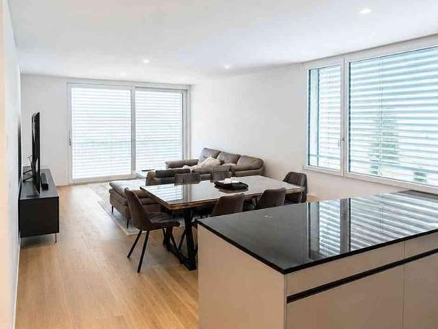 4.5 Zimmer, 115 m², 2. Stock