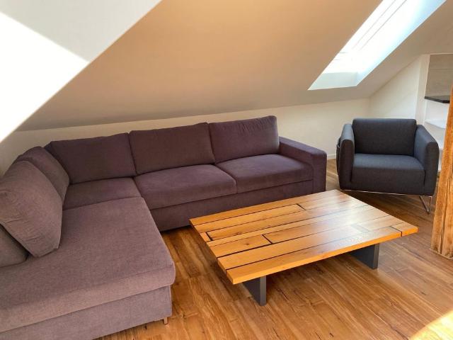 45 Zimmer, 115 m², 3. Stock