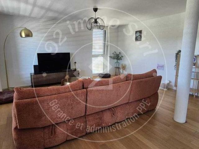 4.5 Zimmer, 115 m², 3. Stock