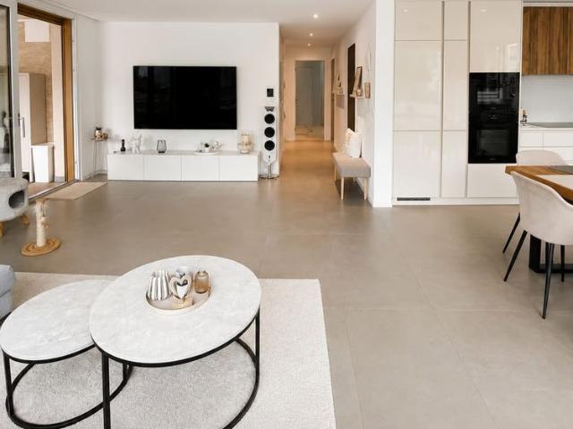 4.5 Zimmer, 118 m², 1. Stock