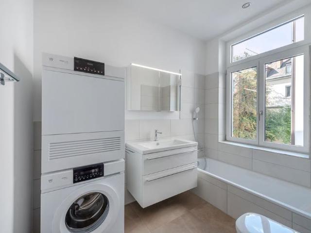4.5 Zimmer, 118 m², 1. Stock