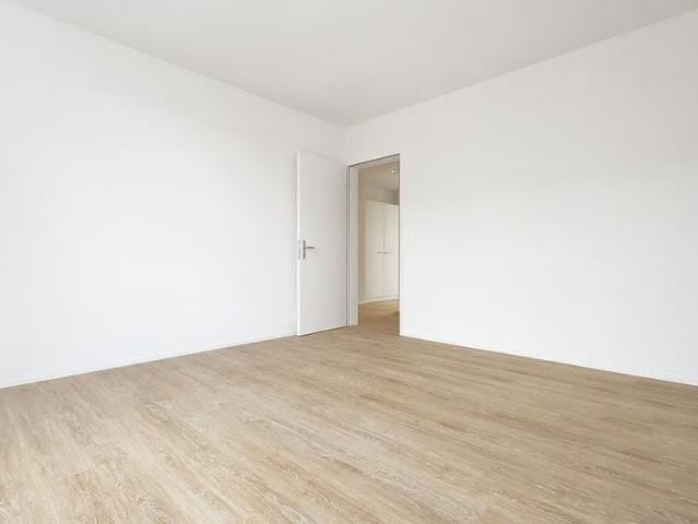 4.5 Zimmer, 118 m², 2. Stock