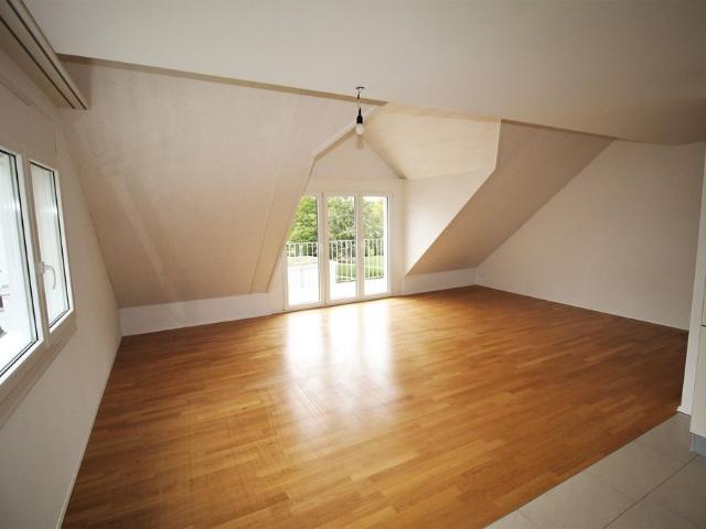 4.5 Zimmer, 118 m², 2. Stock