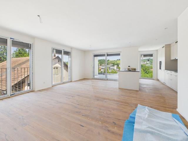 4.5 Zimmer, 118 m², 2. Stock