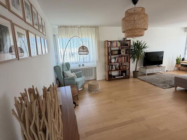 4.5 Zimmer, 123 m², 1. Stock