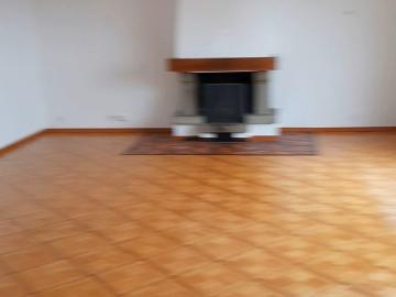 Wohnung mieten in Beaumont - Parkplatz