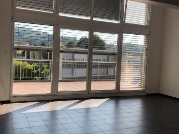 Haus mieten in Rubigen - Parkplatz