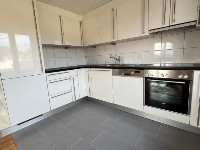 4.5 Zimmer, 120 m², 1. Stock