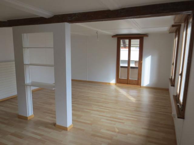 4.5 Zimmer, 120 m², 1. Stock