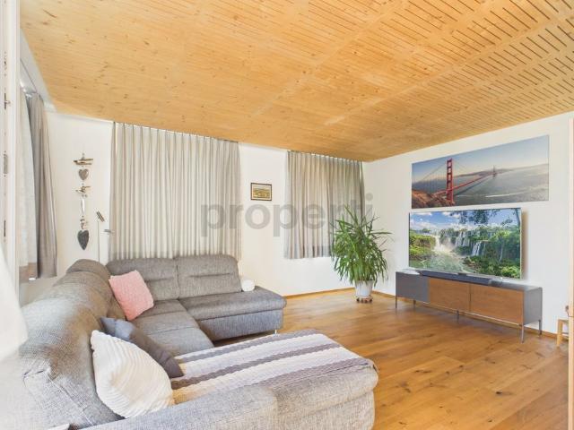 4.5 Zimmer, 120 m², 1. Stock