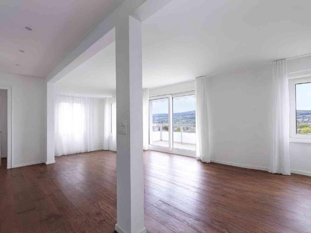 4.5 Zimmer, 120 m², 1. Stock