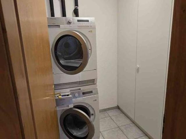 4.5 Zimmer, 120 m², 1. Stock