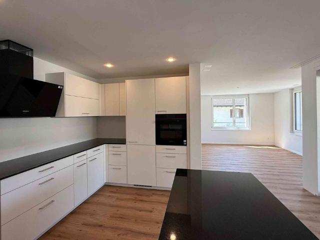 4.5 Zimmer, 120 m², 1. Stock
