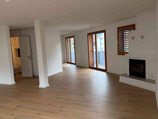 4.5 Zimmer, 120 m², 1. Stock