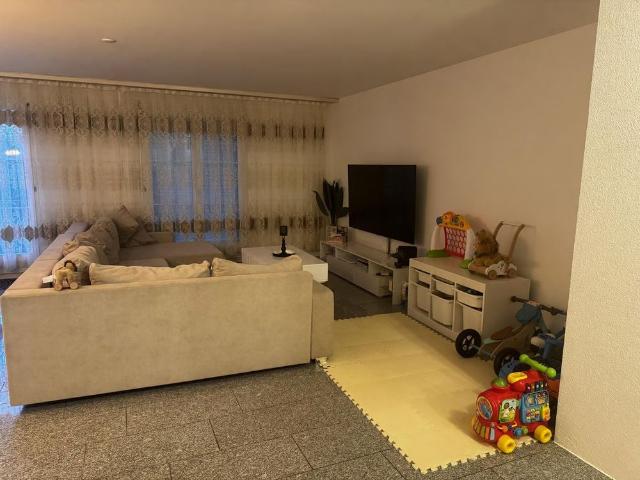 4.5 Zimmer, 120 m², 1. Stock