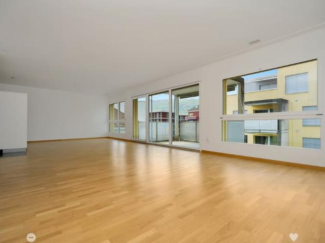 4.5 Zimmer, 120 m², 1. Stock