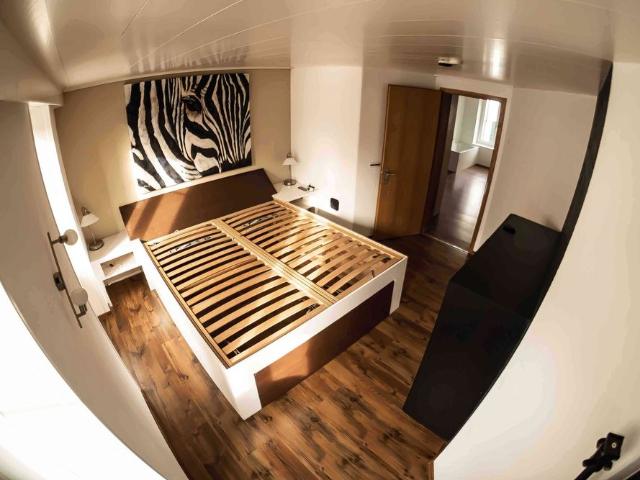 4.5 Zimmer, 120 m², 2. Stock