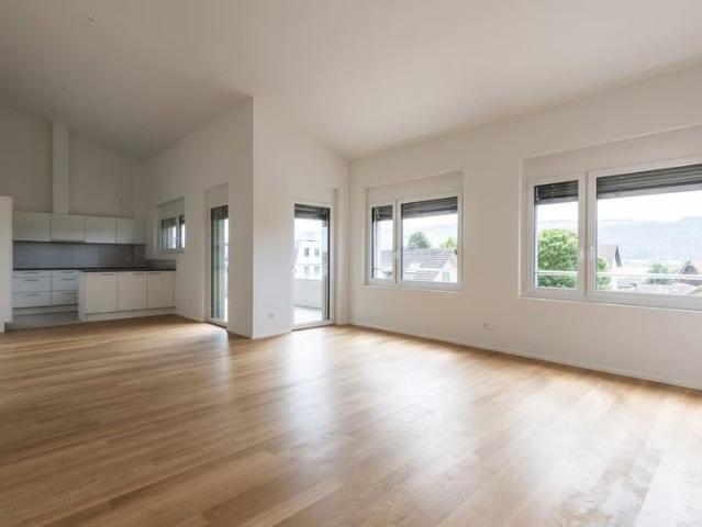 4.5 Zimmer, 120 m², 2. Stock