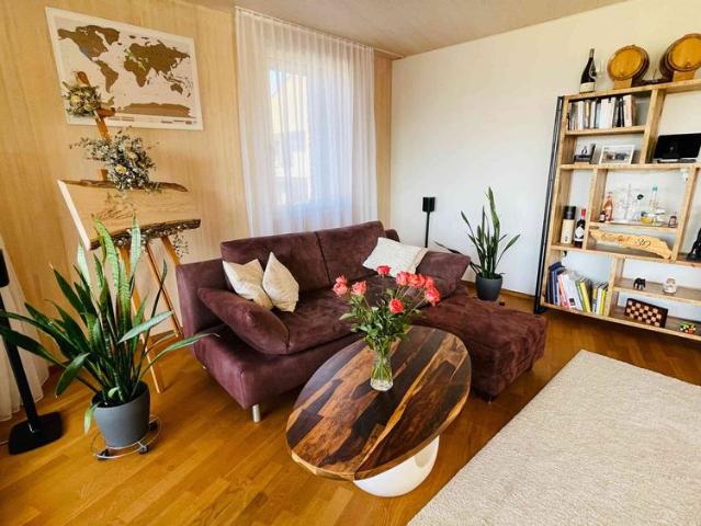 4.5 Zimmer, 120 m², 2. Stock
