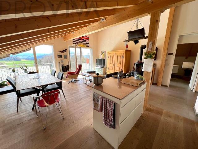 4.5 Zimmer, 120 m², 2. Stock