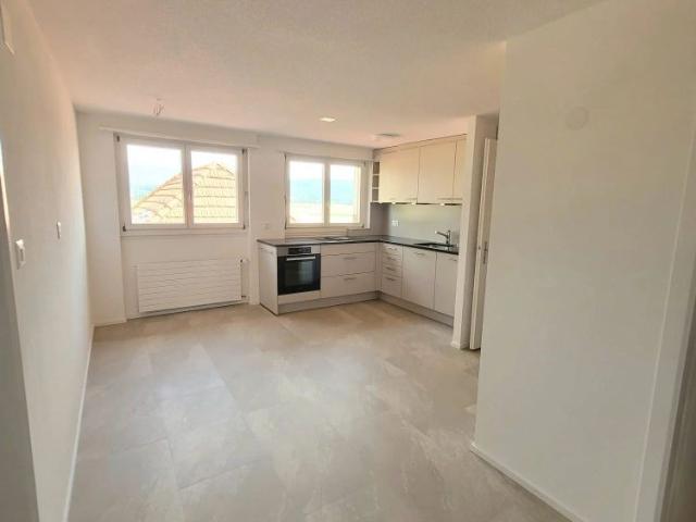 4.5 Zimmer, 120 m², 2. Stock