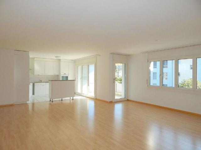 4.5 Zimmer, 121 m², 1. Stock