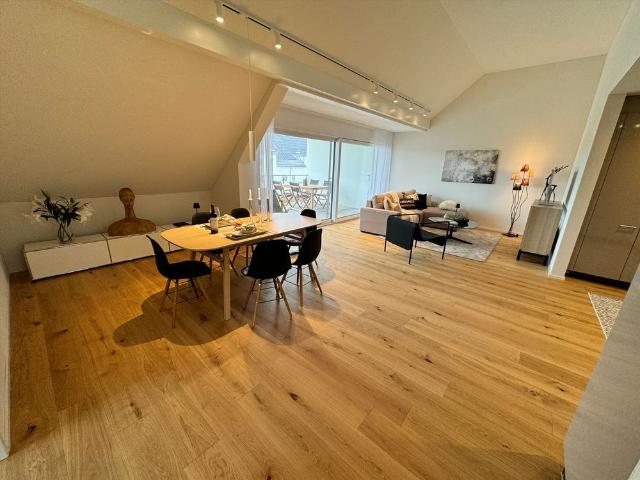 4.5 Zimmer, 121 m², 2. Stock