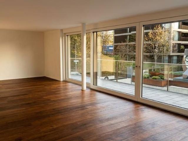 4.5 Zimmer, 122 m², 1. Stock