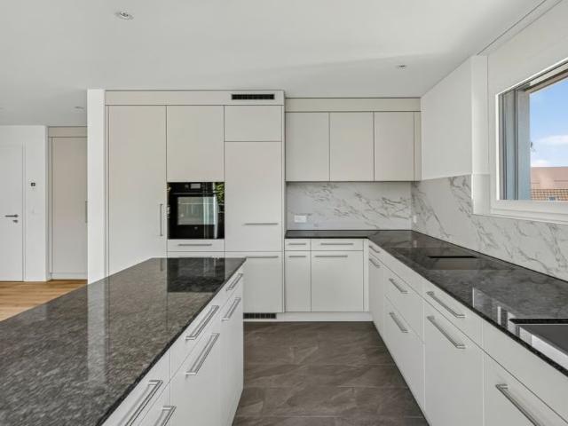 4.5 Zimmer, 122 m², 2. Stock
