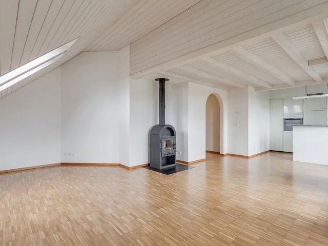 4.5 Zimmer, 122 m², 2. Stock