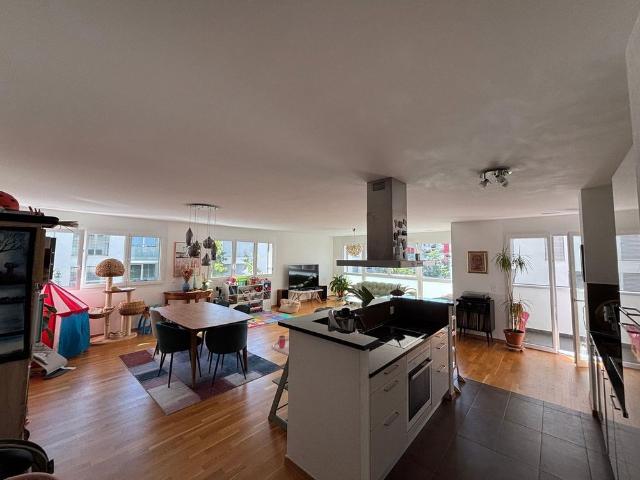 4.5 Zimmer, 127 m², 2. Stock