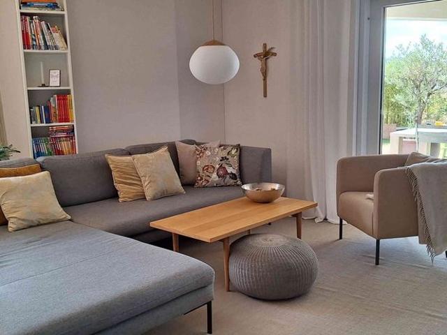 4.5 Zimmer, 124 m², EG