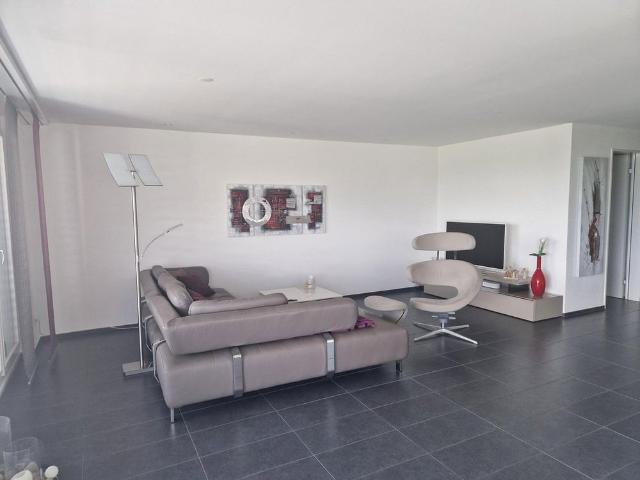4.5 Zimmer, 126 m², 1. Stock