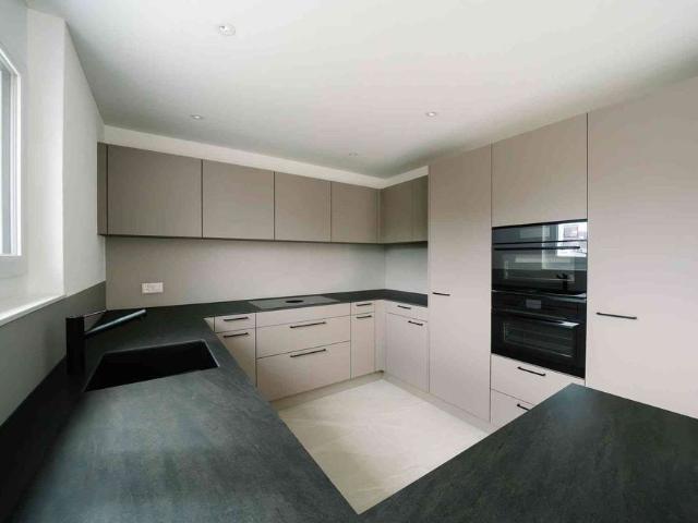 4.5 Zimmer, 126 m², 1. Stock