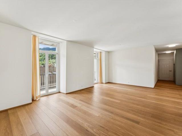 4.5 Zimmer, 128 m², 2. Stock