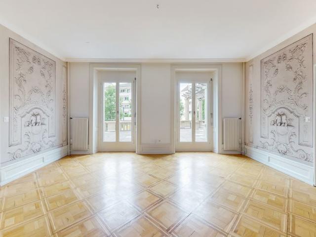 4.5 Zimmer, 129 m², 1. Stock