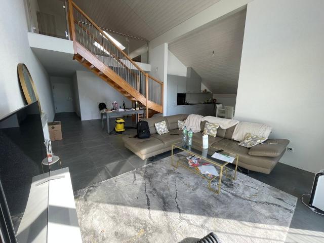 4.5 Zimmer, 130 m², 1. Stock