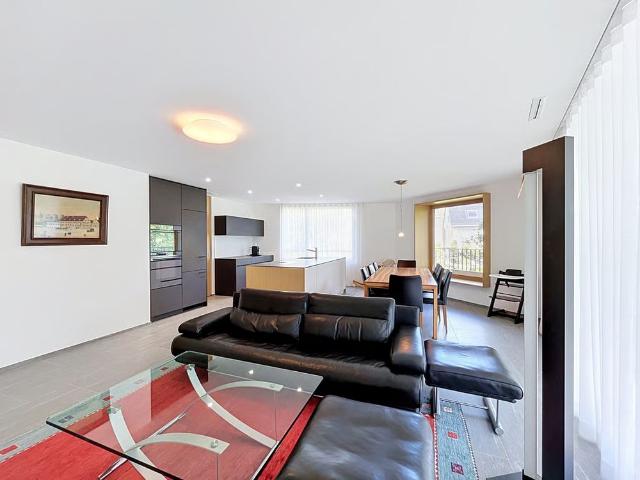 4.5 Zimmer, 130 m², 1. Stock