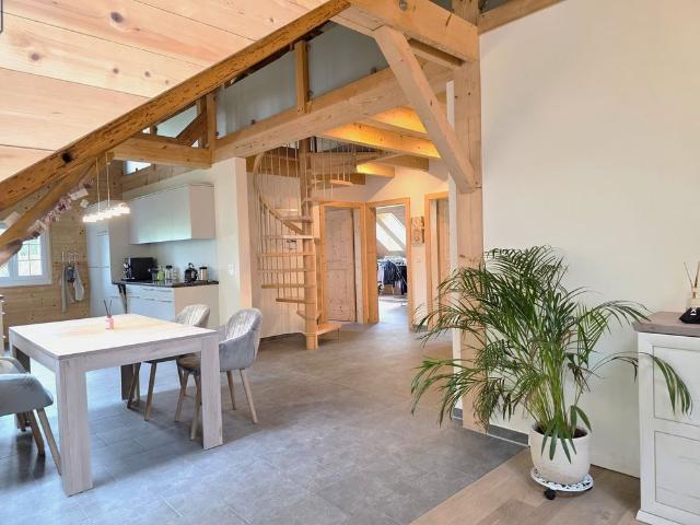 4.5 Zimmer, 130 m², 2. Stock