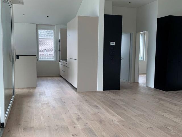 4.5 Zimmer, 130 m², 3. Stock