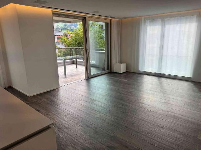 4.5 Zimmer, 132 m², 3. Stock