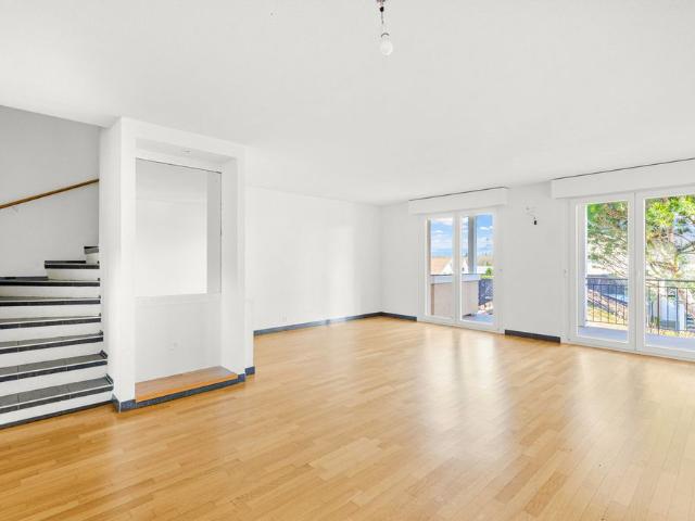 4.5 Zimmer, 134 m², 1. Stock