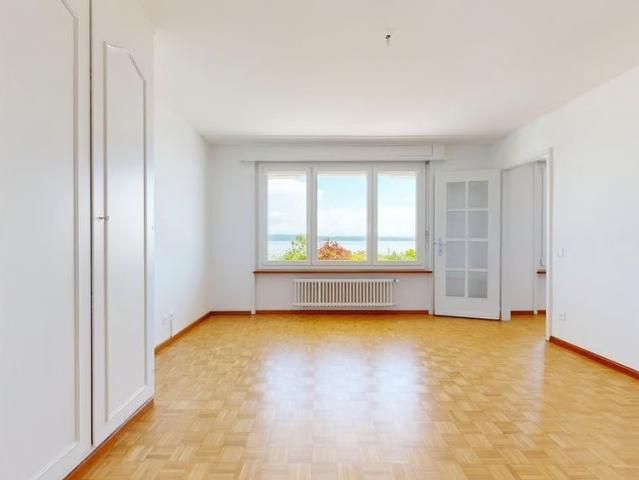4.5 Zimmer, 135 m², EG