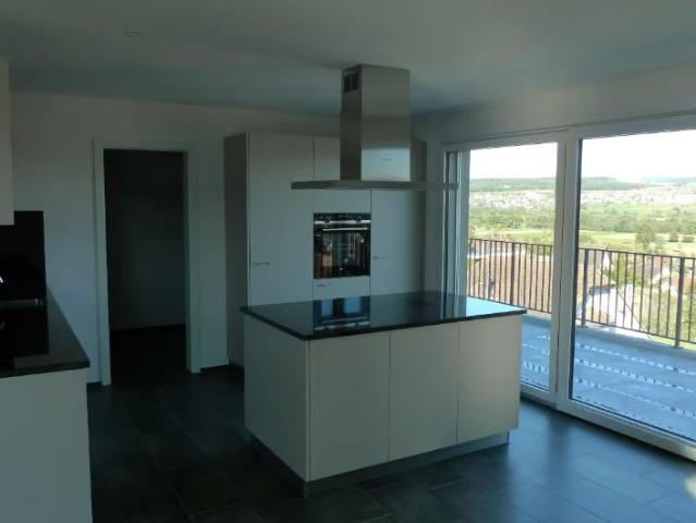 4.5 Zimmer, 135 m², 1. Stock