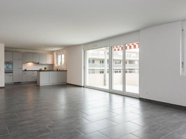 4.5 Zimmer, 135 m², 1. Stock