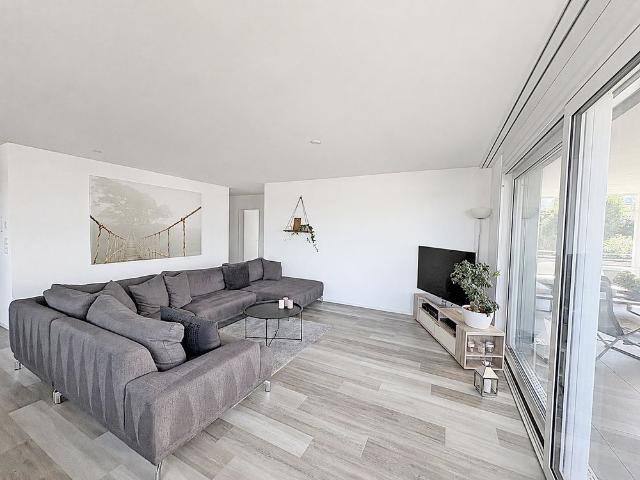 4.5 Zimmer, 135 m², 1. Stock