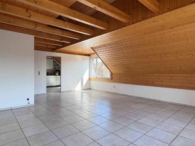 4.5 Zimmer, 135 m², 1. Stock