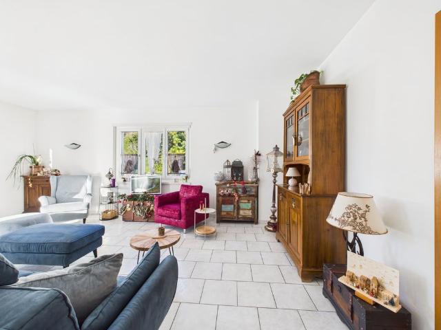 4.5 Zimmer, 135 m², 2. Stock